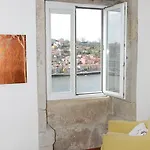 Flat Apartment *